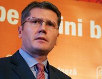 Negoiţă vrea 16 ministere, conduse în majoritate de membri PDL propuşi şi de Croitoru