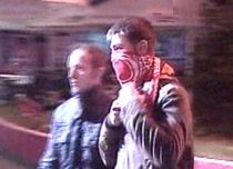 Incidente înaintea partidei Dinamo - Rapid: Suporteri, prinşi cu petarde ascunse în lenjeria intimă (VIDEO)