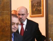 Emil Boc, informat de Marko Bela că UDMR doreşte să intre la guvernare