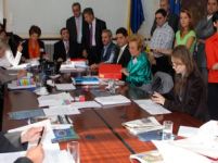Rezultate finale BEC după renumărarea voturilor nule: Băsescu - 1.260 voturi valide, Geoană - 987