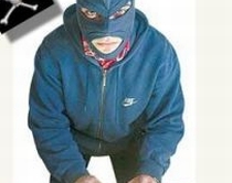 Hackeri arestaţi după ce au atacat 13 milioane de computere