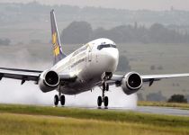 Incident pe Aeroportul Băneasa. O aeronavă s-a întors pe pistă la 15 minute de la decolare