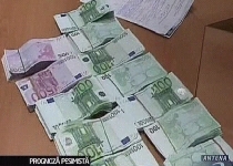 Fitch Rating: România va adopta moneda Euro cel mai devreme în 2015