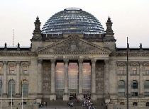 Constituţia Germaniei va fi modificată de teama turcilor şi arabilor