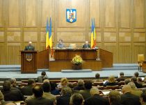 Surse: Configuraţia şefiilor din Senat, împărţite între PSD-PC şi PDL