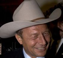 Băsescu: guvernul are o perioadă de graţie până la prezentarea bugetului