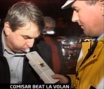 Comisar din Iaşi, prins băut la volan chiar de colegii lui (VIDEO)