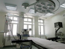 Sesiune de examene terminată pe patul de spital: Zeci de tineri, internaţi din cauza suprasolicitării