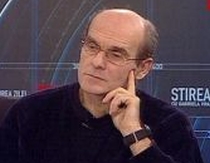 Cristian Tudor Popescu: "Pe ţigani şi homosexuali nu are decât să-i iubească la greu madam Madonna"
