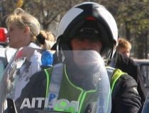 Poliţist de la Rutieră, agresat pe o stradă din Capitală, după ce a încercat să aplaneze un conflict