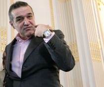 Becali îi acuză pe procurorii care l-au băgat după gratii de favorizarea infractorilor (VIDEO)