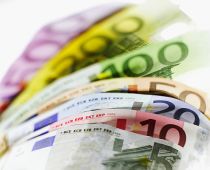 Leul se depreciază în raport cu moneda europeană. Vezi cursul valutar