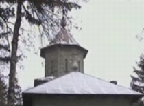 Stareţa care a folosit un craniu pentru sfinţirea apei, acuzată şi de hărţuire sexuală