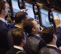 Piaţa bursieră pierde din elan, afectată de sectorul IT