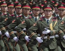 Militarii chinezi cer pedepsirea SUA pentru vânzarea de arme Taiwanului