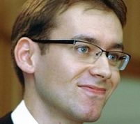 Revizuirea Constituţiei, viziunea lui Chiuariu: Preşedinţia desfiinţată, Executiv "monocefal", bicameralism