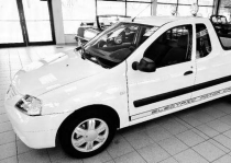 Dacia Logan Pick-up electrică, comercializată în Statele Unite de un dealer american