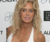 Controverse la Oscar: Farah Fawcett nu a fost inclusă în montajul de omagiere a actorilor decedaţi (VIDEO)