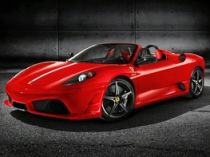 15 români şi-au comandat Ferrari de 200.000 euro în plină criză
