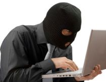 Marea Britanie va spiona fiecare telefon, email sau căutare pe Internet