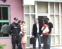 Jaf armat, la o firmă de pază din Sfântu Gheorghe: Hoţii au fugit cu 200.000 lei şi o armă