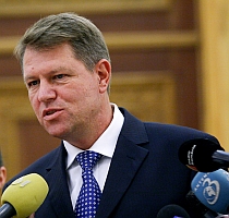 Iohannis: Politica Guvernului de a bloca pauşal posturile din administraţie este o greşeală
