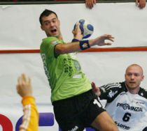 HCM Constanţa învinge PAOK în Ligă şi conduce grupa. Toma, accidentat grav de greci