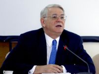 Bugetul MApN, avizat în comisii cu amendamente: Pot fi angajate cheltuieli suplimentare pentru înzestrare