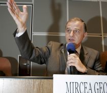 Geoană: Avem probe că se pregăteşte o fraudare masivă a alegerilor