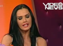 Oana Zăvoranu, către mama sa: De ce baţi câmpii, măi sclerozato? (VIDEO)
