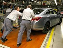 Germania şi Rusia, revoltate de decizia GM de a nu vinde Opel