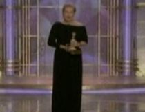Rochiile negre şi bijuteriile cu diamante, preferate la Globurile de Aur 2010 (VIDEO)