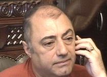 Antonie Solomon, adus la Tribunalul Argeş: Primarul Craiovei află dacă va fi judecat în arest