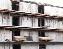 Român mort pe un şantier din Spania, după ce s-a prăbuşit o schelă