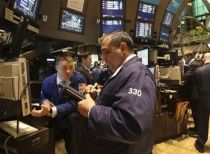 Bursa SUA: S&P 500 ajunge la recordul ultimilor 17 luni pe fondul creşterii băncilor
