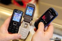 Studiu: Nouă din zece români au telefon mobil