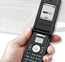 Nicolas Sarkozy a primit un telefon "impenetrabil" 
