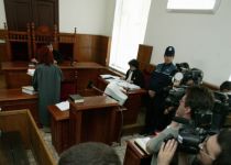 Un primar din Gorj s-a dat singur în judecată şi a câştigat plata unui spor de 75% din salariu