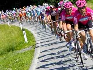 Turul Franţei 2010 sărbătoreşte 100 de ani de Pirinei. Vezi programul competiţiei