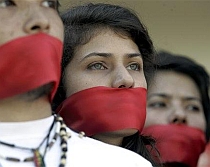 Venezuela: Poliţia a împrăştiat în forţă un protest anti-Chavez 

