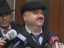 Senatorul PSD Cătălin Voicu, la ieşirea de la DNA: "Trebuie să îmi apăr demnitatea în linişte" (VIDEO)