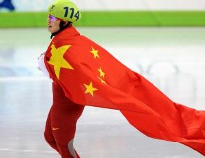 O medaliată cu aur la Vancouver, criticată în China pentru că nu a mulţumit ţării, ci doar părinţilor