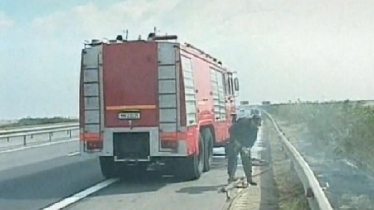 Pericol de accident pe autostrada Bucureşti Piteşti din cauza unei