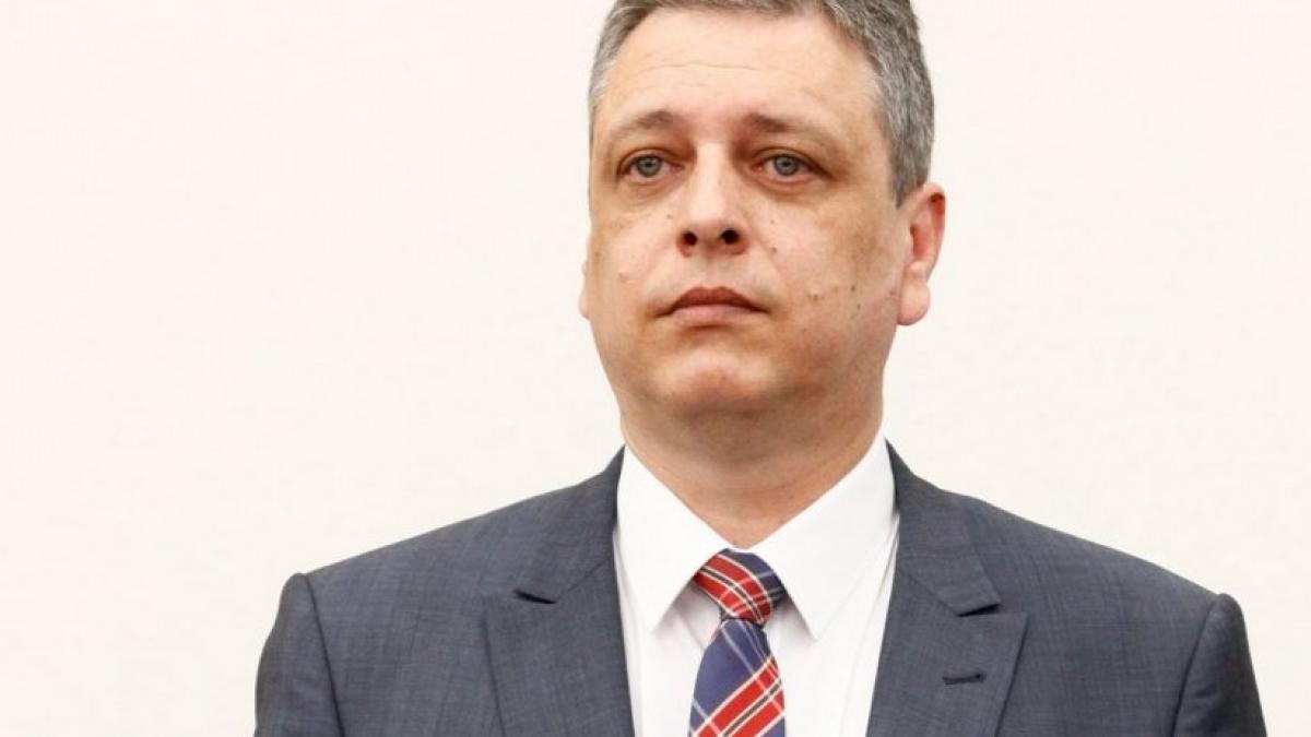 Un cunoscut politician din România a fost găsit mort în casă