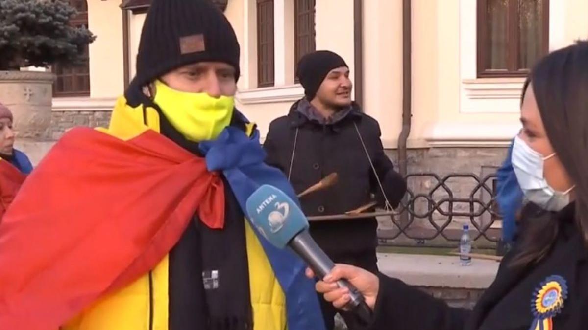 Mai Mul I Protestatari I Au B Tut Toaca La Cotroceni Pre Edintelui