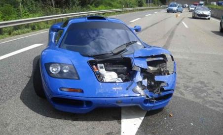 Unul Dintre Rarele Mclaren F Implicat Ntr Un Accident Pe O