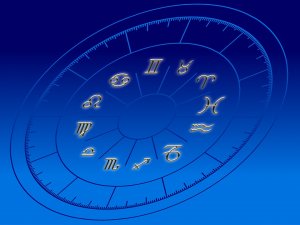 Horoscop 22 decembrie. O zodie se va bucura de  o perioadă plină de evenimente cu totul deosebite și de veşti excepţionale