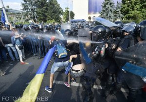 Dragnea, despre urmărirea penală a şefilor Jandarmeriei: Această acţiune a Parchetului General are ca scop timorarea forţelor de ordine din România