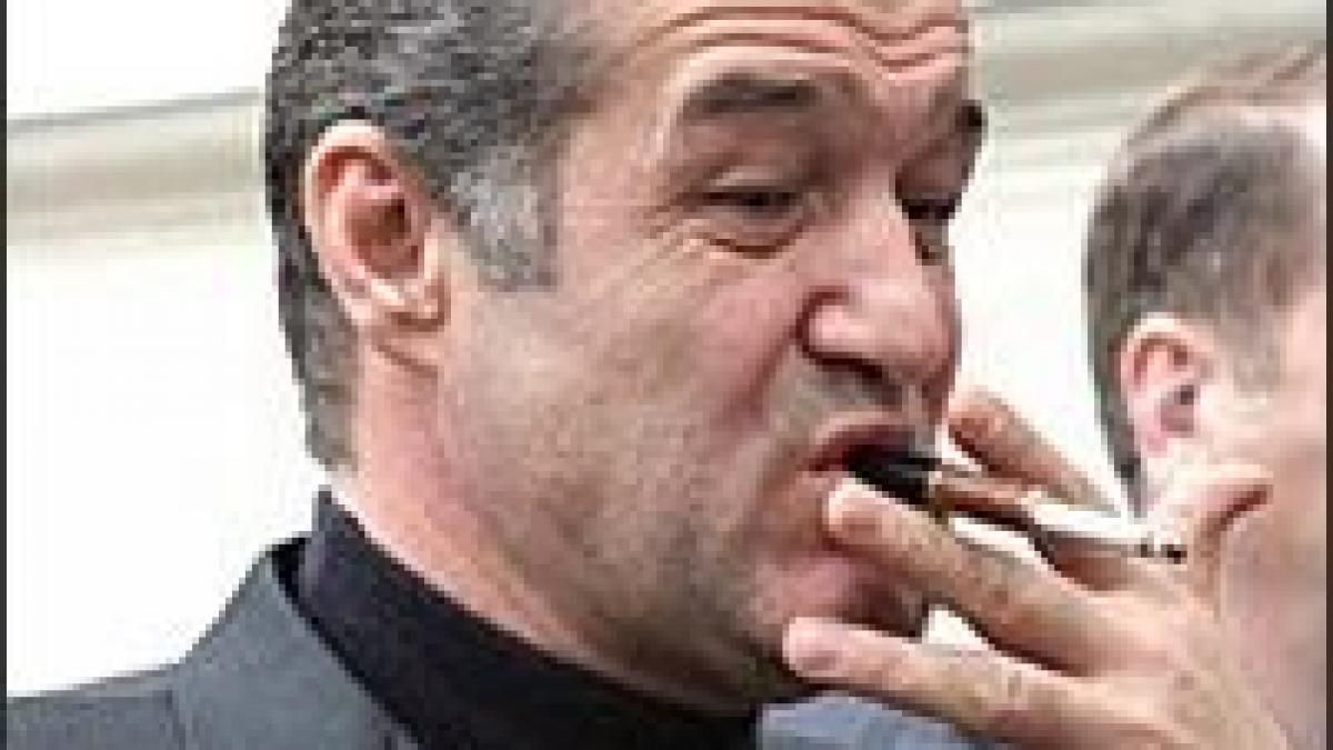 Becali nu vrea români urâţi pe eurolistele PNG