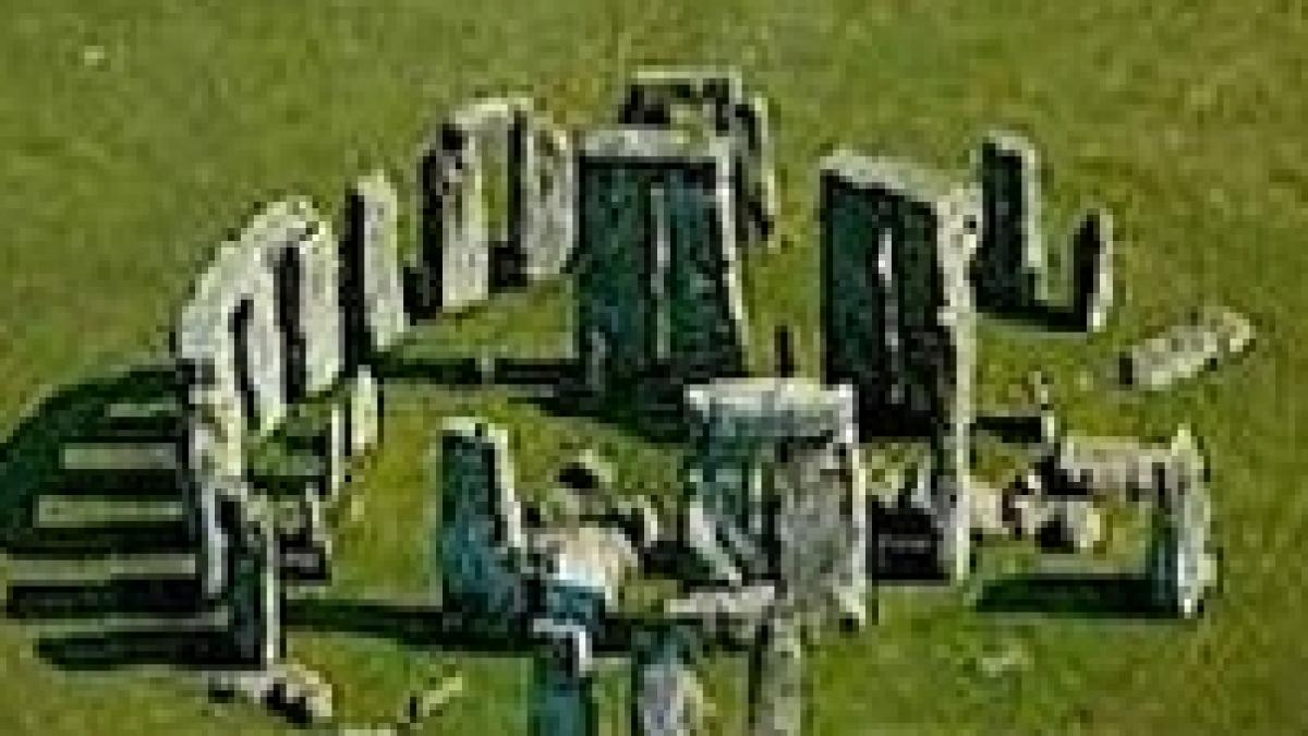 Sat neolitic descoperit la Stonehenge